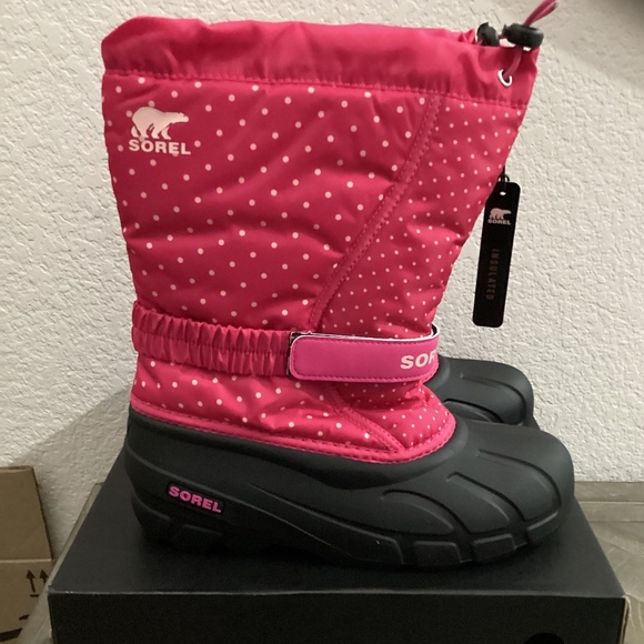 Sorel Other - SOREL Flurry Weather Resistant Snow Boot (Big Kid) 7 M,